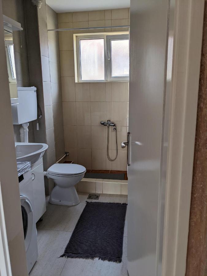 Affordable And Newly Renovated 1-Bedroom Apartment Κράλιεβο Εξωτερικό φωτογραφία