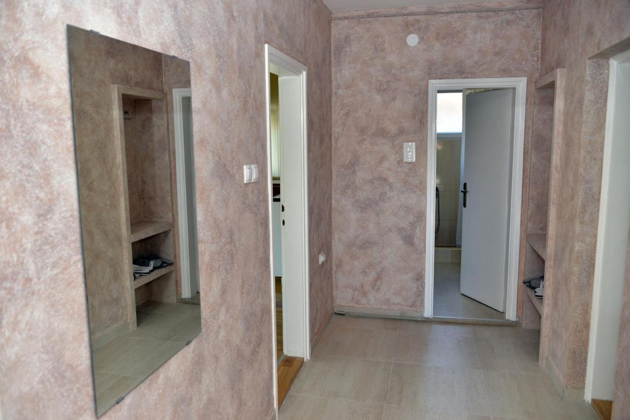 Affordable And Newly Renovated 1-Bedroom Apartment Κράλιεβο Εξωτερικό φωτογραφία